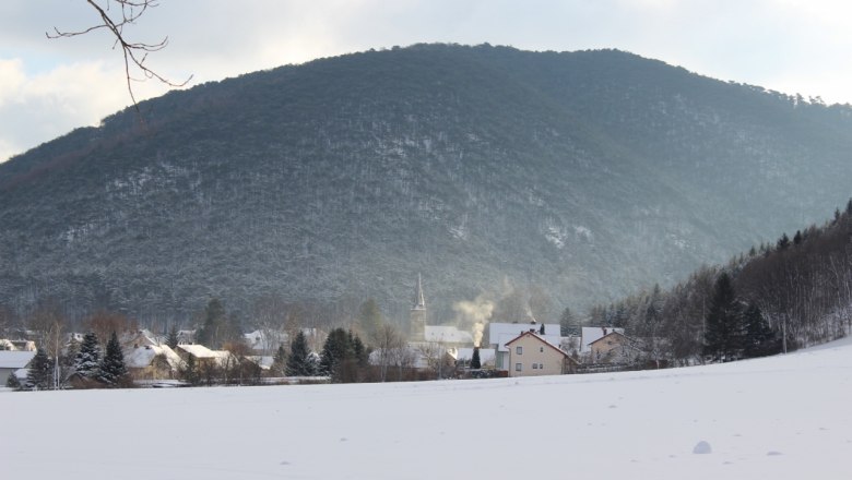 Blick vom Hof im Winter, © Familie Reischer