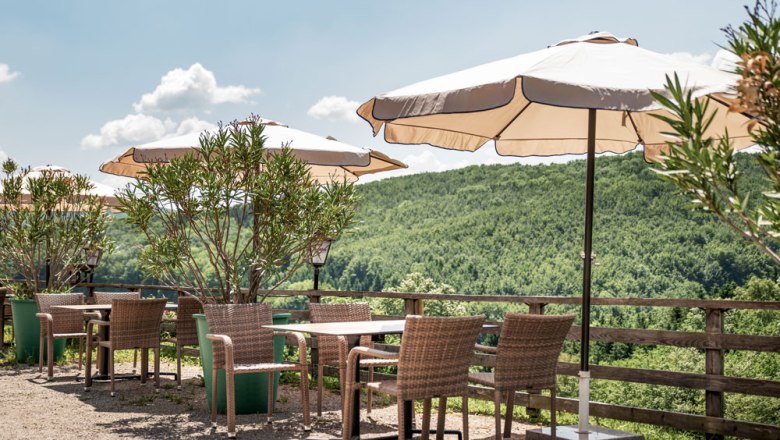 Schöner Gastgarten mit Weitblick, © Niederösterreich Werbung/Nadja Büchler