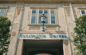 Außenansicht Kunstmühle Dornau, © Putz &amp; Stingl