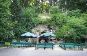 Lourdesgrotte im Wienerwald, © LG