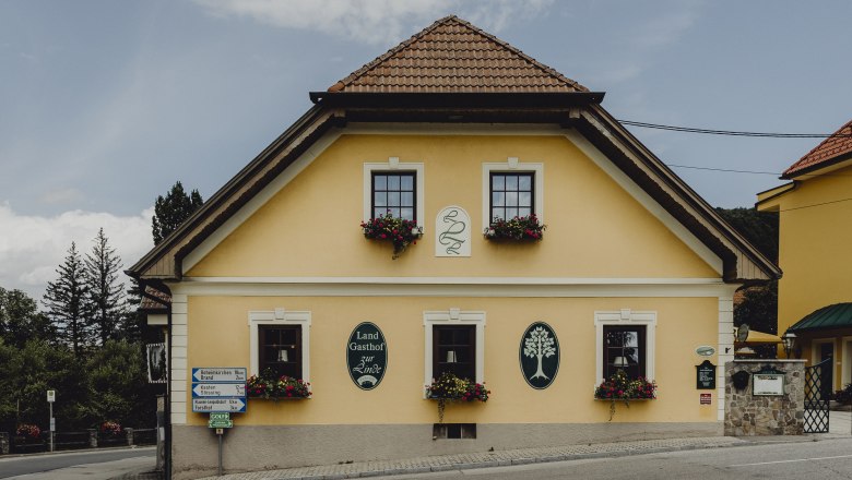 Steaks in Reifeschränken, © Niederösterreich Werbung/Sophie Menegaldo